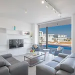 Naya Villa *